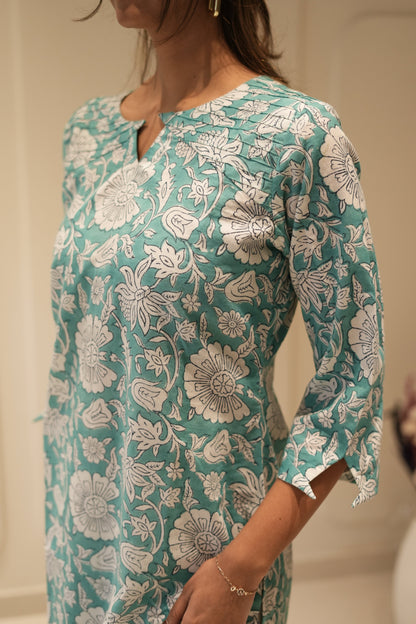 Maxi Turquoise Floral