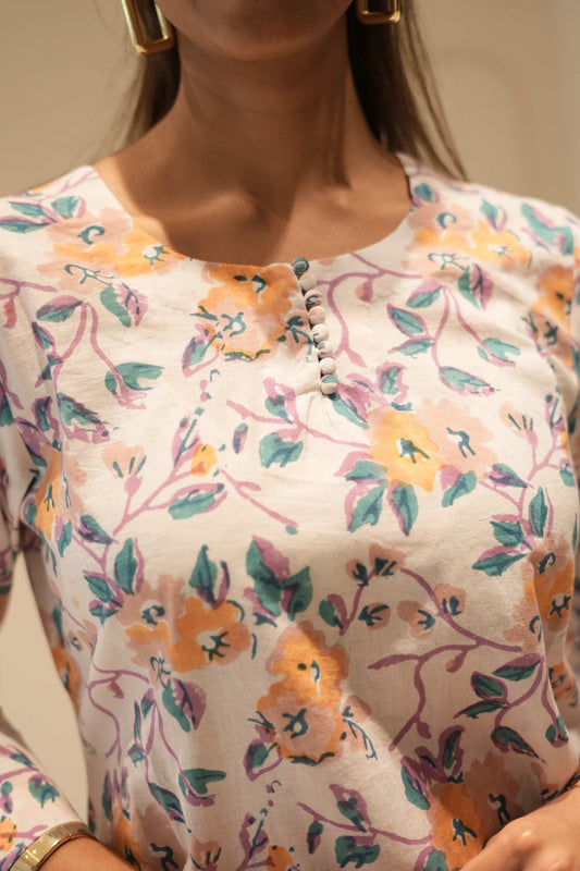 Ivory Floral Printed Straight Kurta with Three-Quarter Sleeves