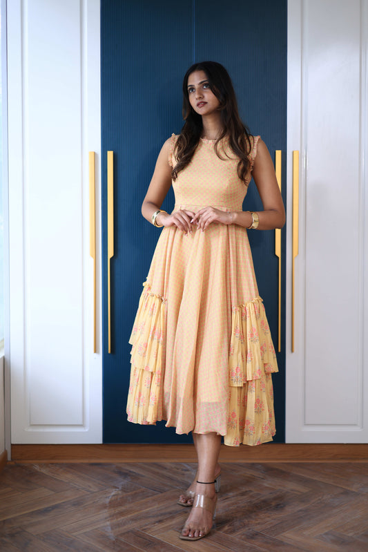 Midi Peach Tiered